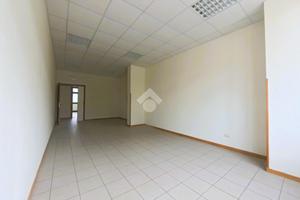 MULTILOCALE A CIVITANOVA MARCHE