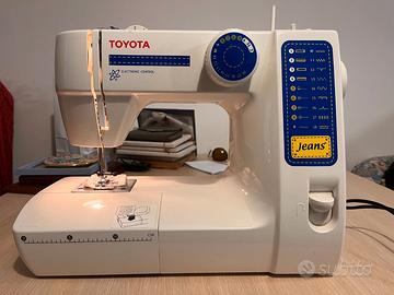 Toyota Jeans macchina da cucire
