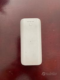 Powerbank 5000mAh con 2 uscite USB e luce LED