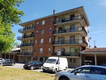 Appartamento termoautonomo con cantina e solaio