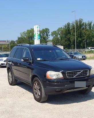 Volvo XC90 7 posti con GPL