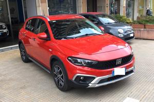 Fiat Tipo 1.5 Hybrid DCT 5 porte City Cross