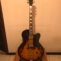 Chitarra semiacustica Cort con pickup esafonico