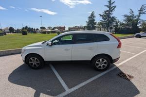 XC60 I 2008 2.4 d5 Summum awd