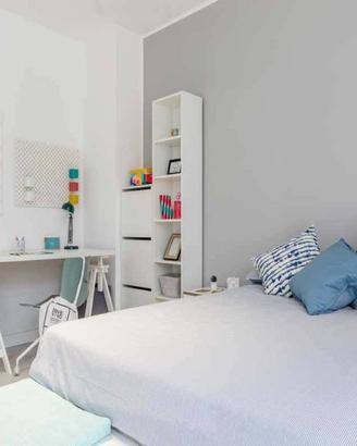 Stanza in appartamento di 202 m² a Milano
