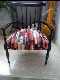 poltroncina sedia d'epoca finemente restaurata 