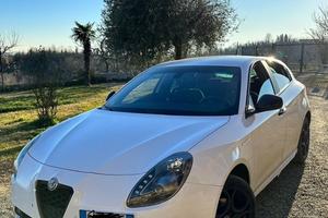 Giulietta 1.6 120cv jtdm 2019 versiome B-Tech