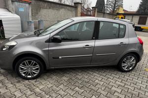 Renault Clio 1.5 dCi 85CV 5 porte con GANCIO TRAIN