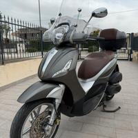 Piaggio Bevery 350