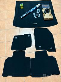 Tappetini Accessori nuovi per ford edge 210 cv.