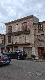 Casa da restrutturare