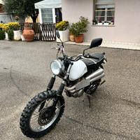 Suzuki TU250 scrambler