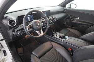 MERCEDES-BENZ A 180 A 180 d Automatic Business Ext