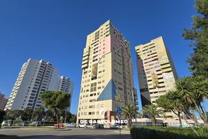 Viale unicef ampio app.to con box auto