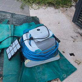 Robot pulitore piscina Maytronics Dolphin S300i