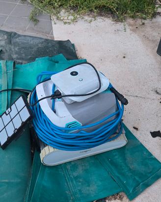 Robot pulitore piscina Maytronics Dolphin S300i