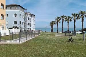 esclusivo davanti al mare Porto Recanati centro 