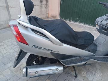 Suzuki Burgman 400