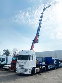 TRATTORE SCANIA R500 6X2 ALLESTITO CON GRU FASSI E