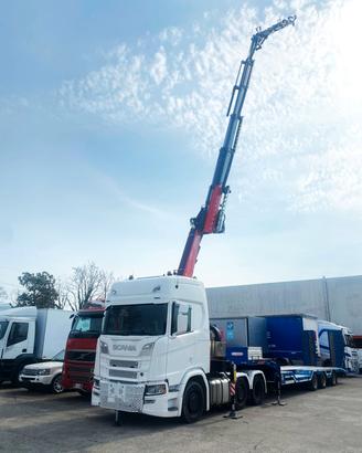 TRATTORE SCANIA R500 6X2 ALLESTITO CON GRU FASSI E