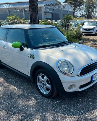 Mini 1.6 16V One (55kW)
