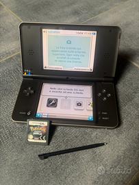 Nintendo DSi XL con POKÉMON PERLA