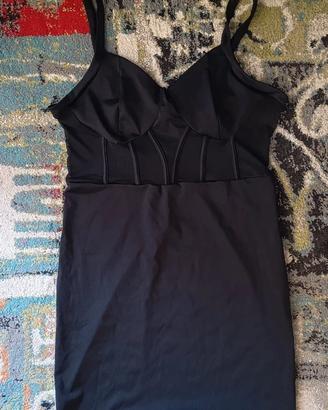 Vestito elegante nero corto