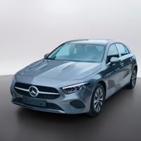 MERCEDES-BENZ A 180 N84260