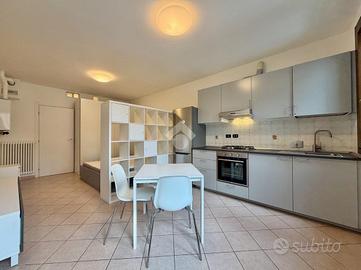 MONOLOCALE A CADELBOSCO DI SOPRA