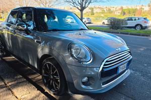 Mini Cooper 1.5 D 5 porte