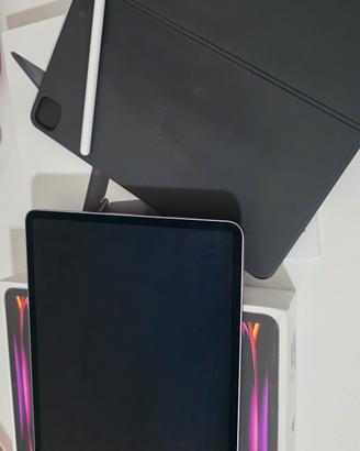 Apple iPad Pro 12,9" 6ª generazione 256GB Wi-Fi 