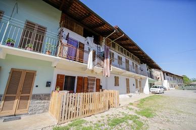 CASA SEMINDIPENDENTE A RIVAROLO CANAVESE