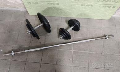 Bilanciere, manubri corti e 10 dischi in ghisa