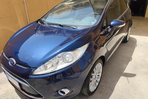 Fiesta 1.6 diesel, anche permuta 