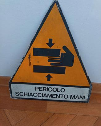 Cartello industriale vintage