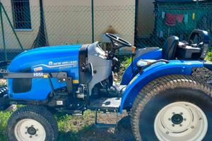 New holland trattorino LBV