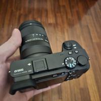 Sony a 6600 con ottica SIGMA 18-50mm F2.8 dc dn