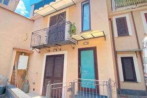 MUGNANO; Duplex+Posto Auto in Corte MAV482