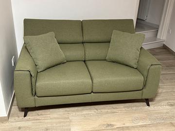 Divano relax con sedute scorrevoli made in italy