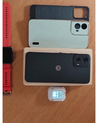 Cellulare, orologio , cuffie 