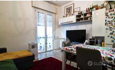 Privato vende bilocale