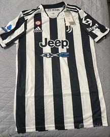 Maglia calcio Juve Serie A stagione 21-22 e 24-25