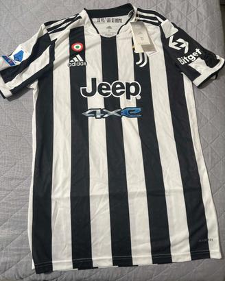 Maglia calcio Juve Serie A stagione 21-22 e 24-25