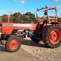 Trattore agricolo