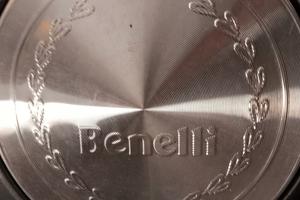 Moto Benelli TRK 502