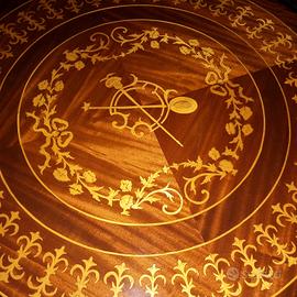 Tavolo intarsiato (splendido)