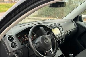  Volkswagen Tiguan  2014