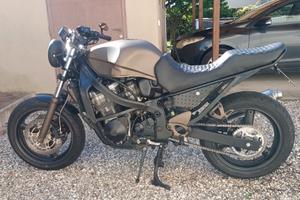 Suzuki GSX 750F restauro completo