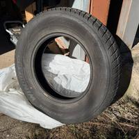 Gomme invernali 205/70 R15