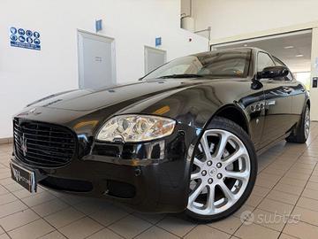 MASERATI Quattroporte 4.2 V8 //SERVICE BOOK//FUL